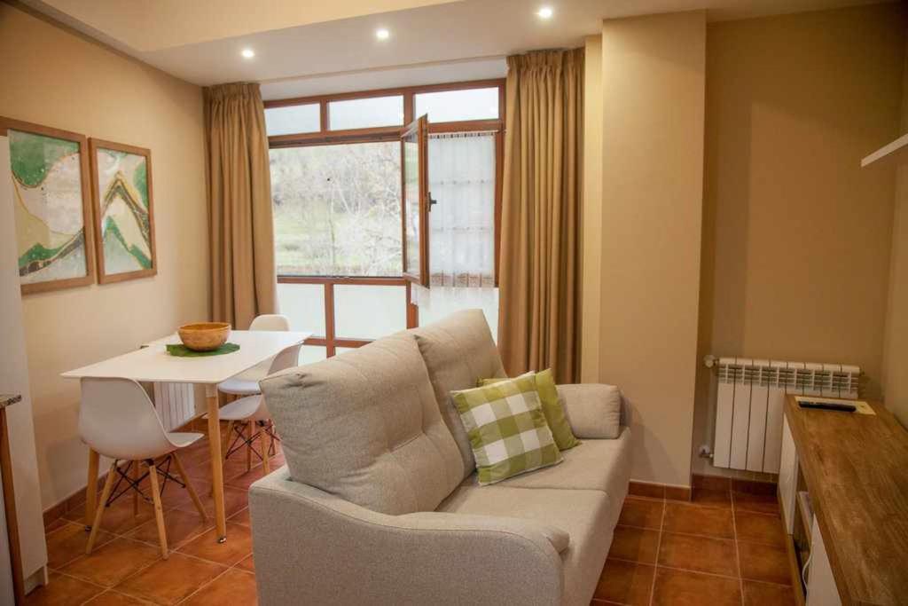 Cumbres De Los Picos Apartamento La Yedra Poo  Экстерьер фото